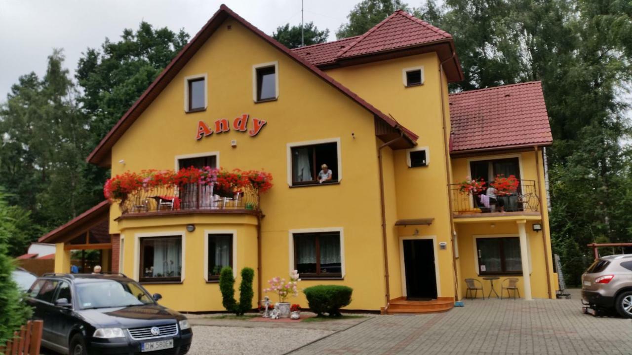 Dom Goscinny Andy Pobierowo Kültér fotó